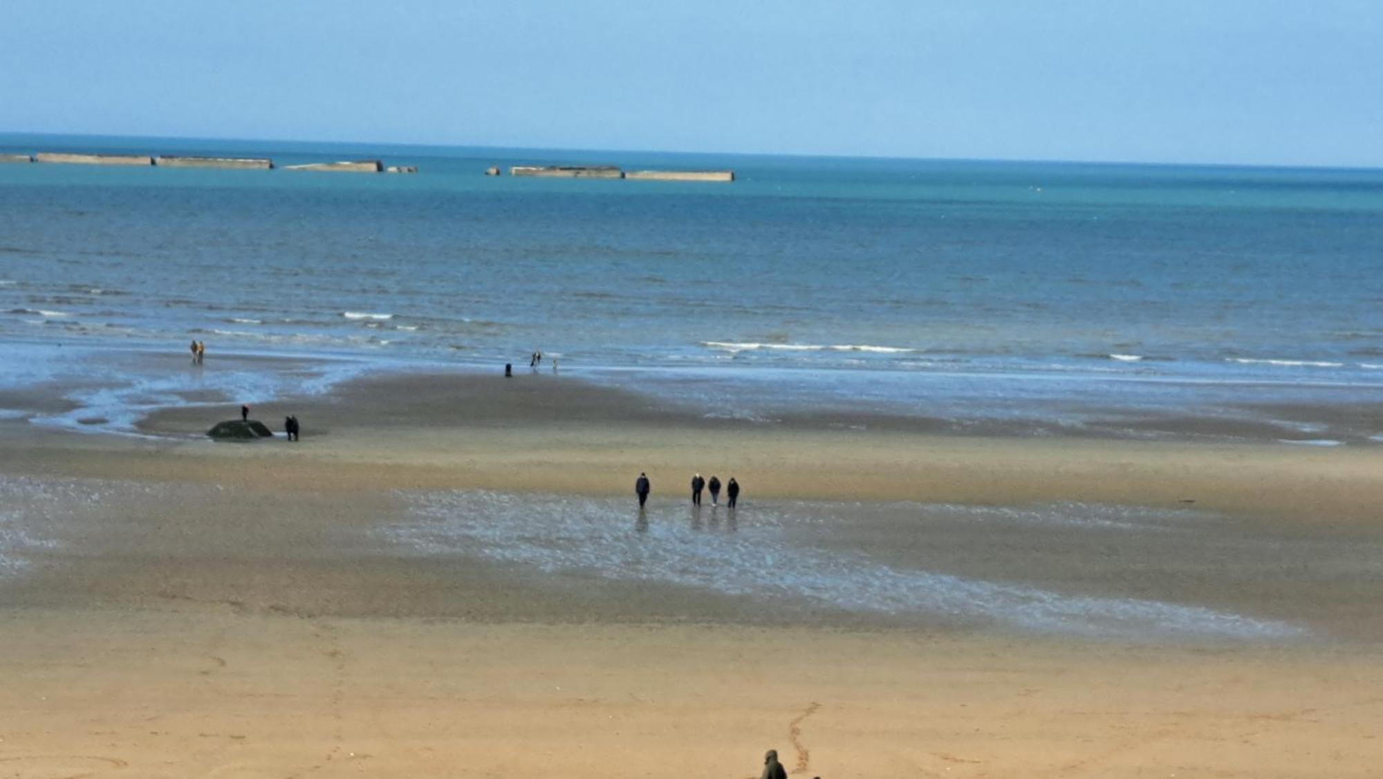 La Maison Du 6 Arromanches-les-Bains Bagian luar foto